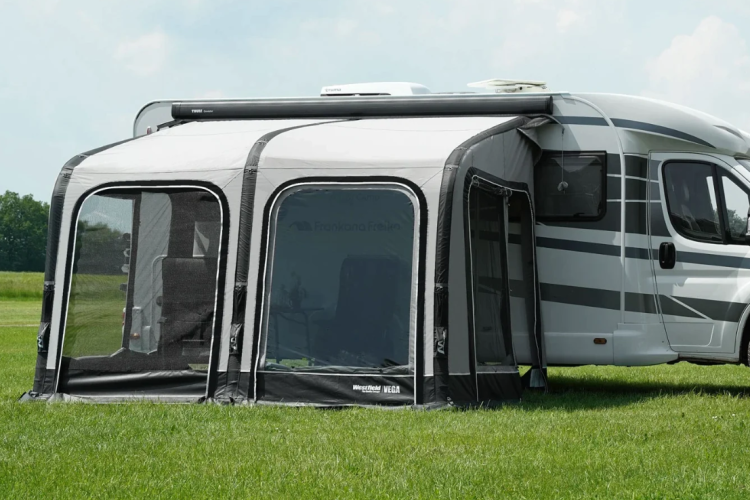 Vega_Camper